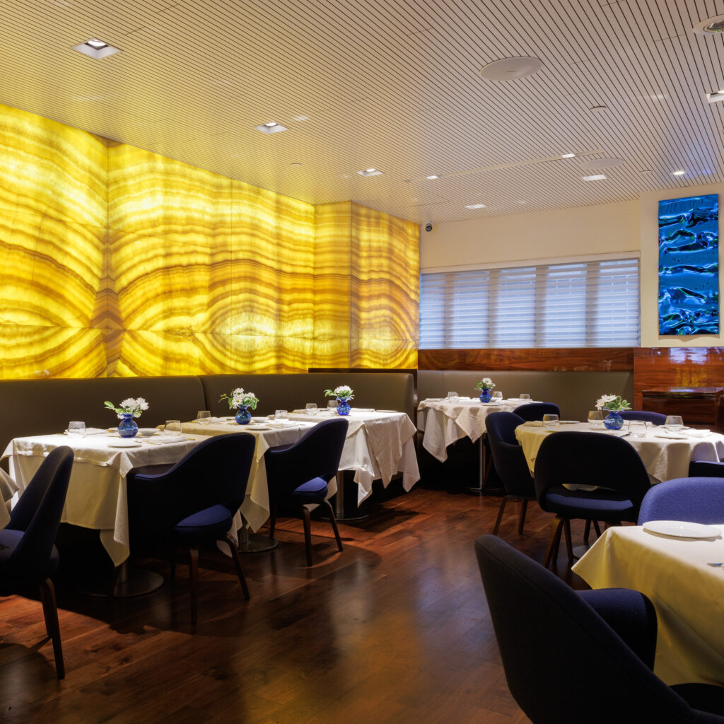 the lounge at marea new york city